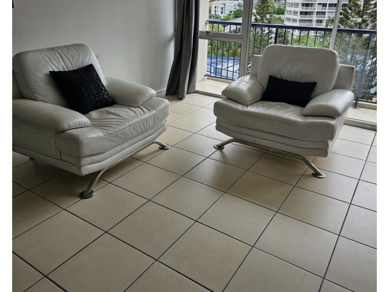 67 Ferny Avenue, Surfers Paradise QLD 4217
