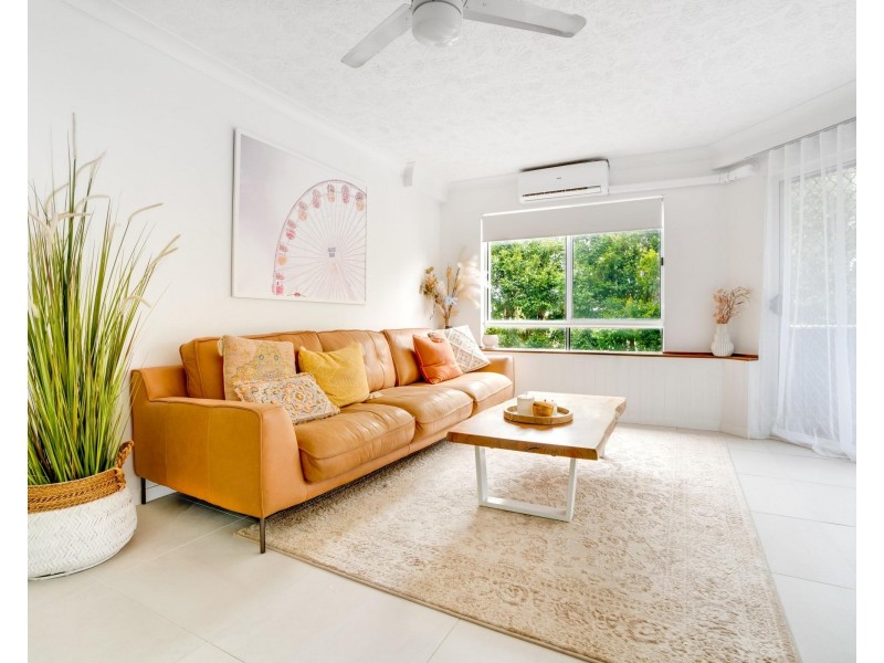 35 Palm Avenue, Surfers Paradise QLD 4217