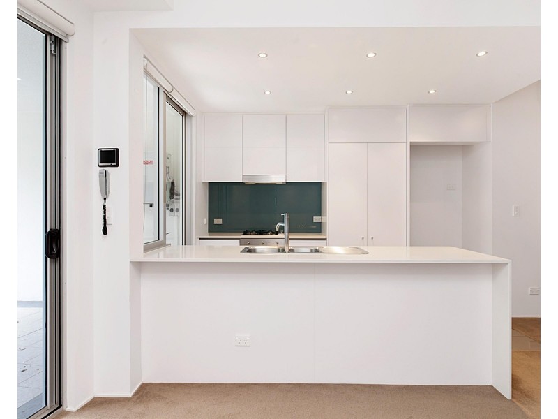 8 Dunmore Tce, Auchenflower QLD 4066