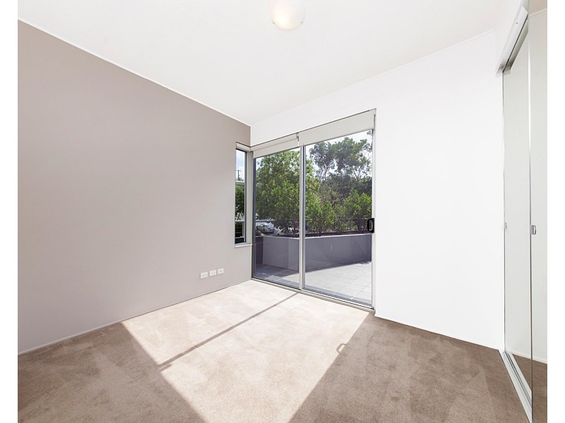 8 Dunmore Tce, Auchenflower QLD 4066