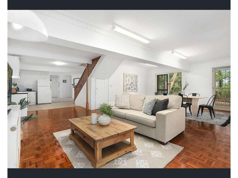 179 Kenmore Road, Kenmore QLD 4069