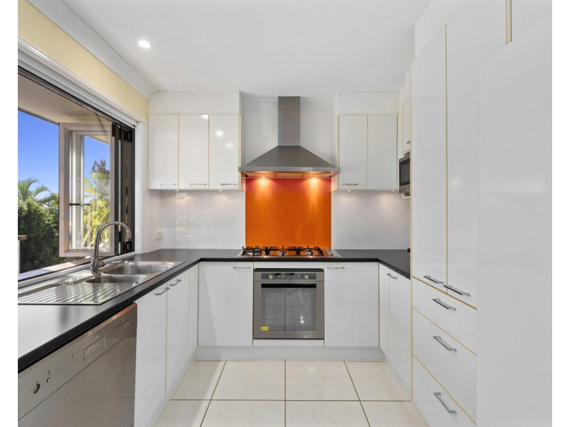 4 Pinebark Avenue, Oxenford QLD 4210