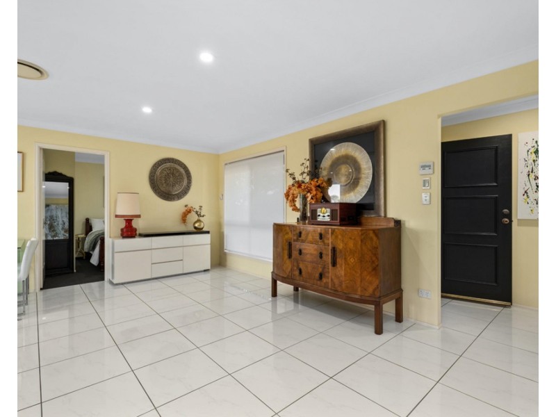 4 Pinebark Avenue, Oxenford QLD 4210