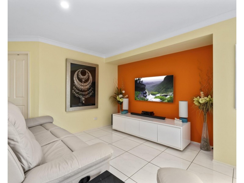 4 Pinebark Avenue, Oxenford QLD 4210