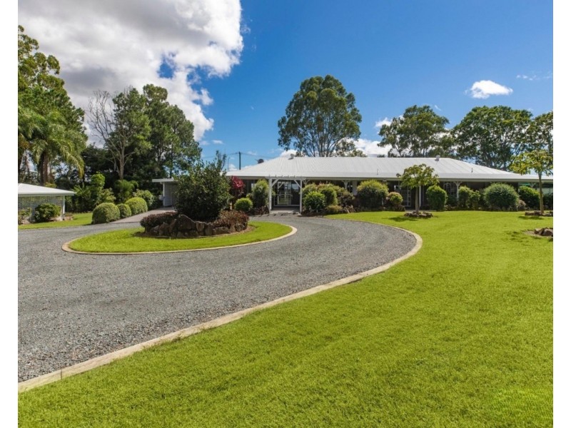 7 Myall Court, Oxenford QLD 4210