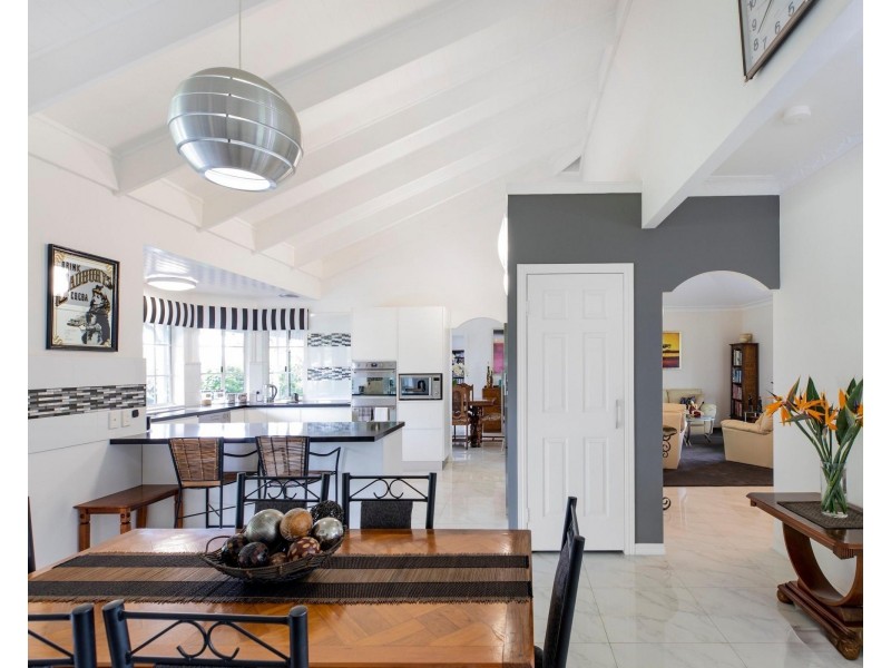 7 Myall Court, Oxenford QLD 4210