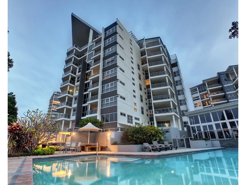 8 Dunmore Tce, Auchenflower QLD 4066