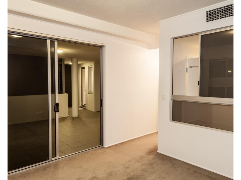 8 Dunmore Tce, Auchenflower QLD 4066