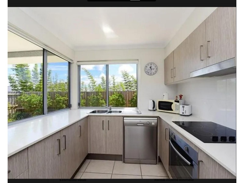 29/11 Crayfish street, Mountain Creek QLD 4557