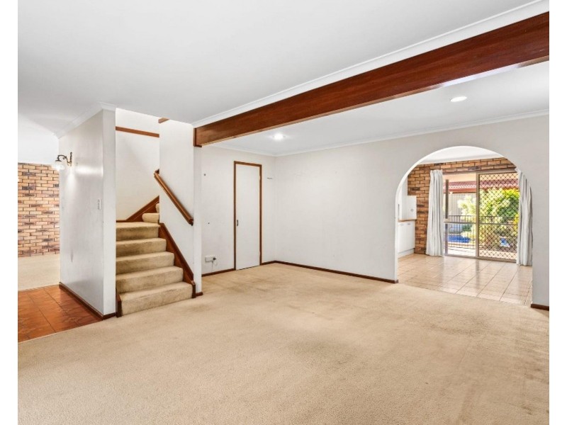 25 Bacchus Street, Robertson QLD 4109
