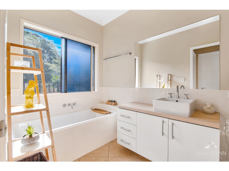 16 Impeccable Circuit, Coomera Waters QLD 4209