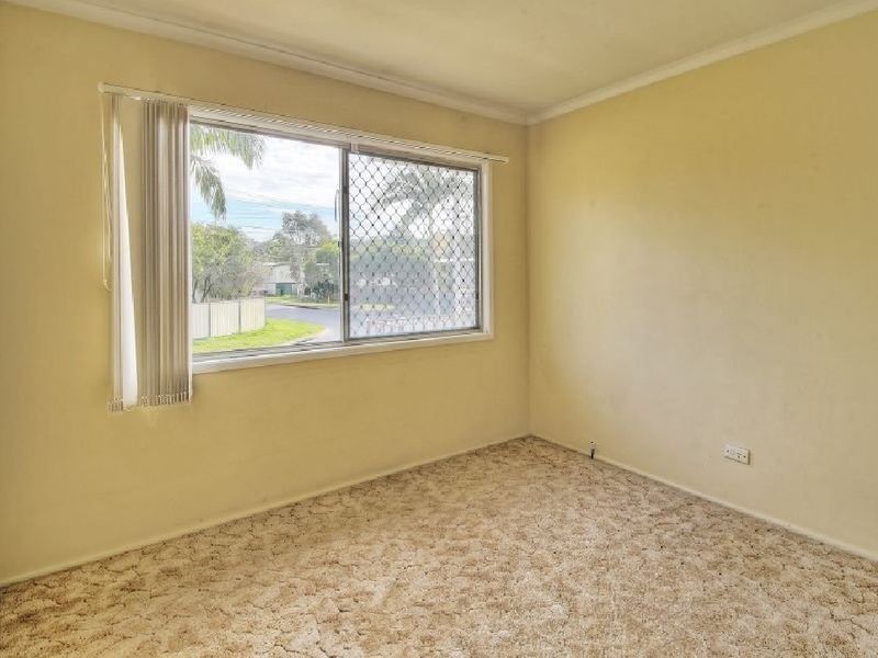 27 Blackton Street, Logan Central QLD 4114
