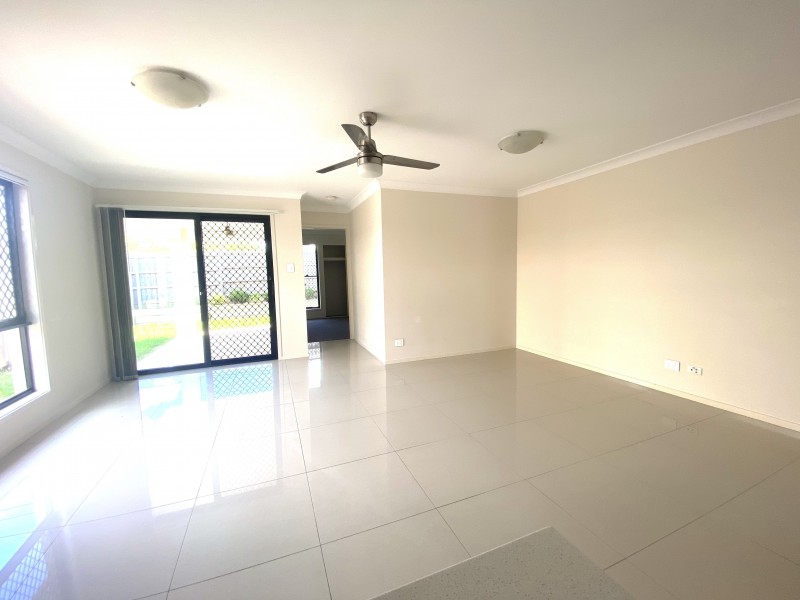 86A South Quarter Drive, Loganlea QLD 4131