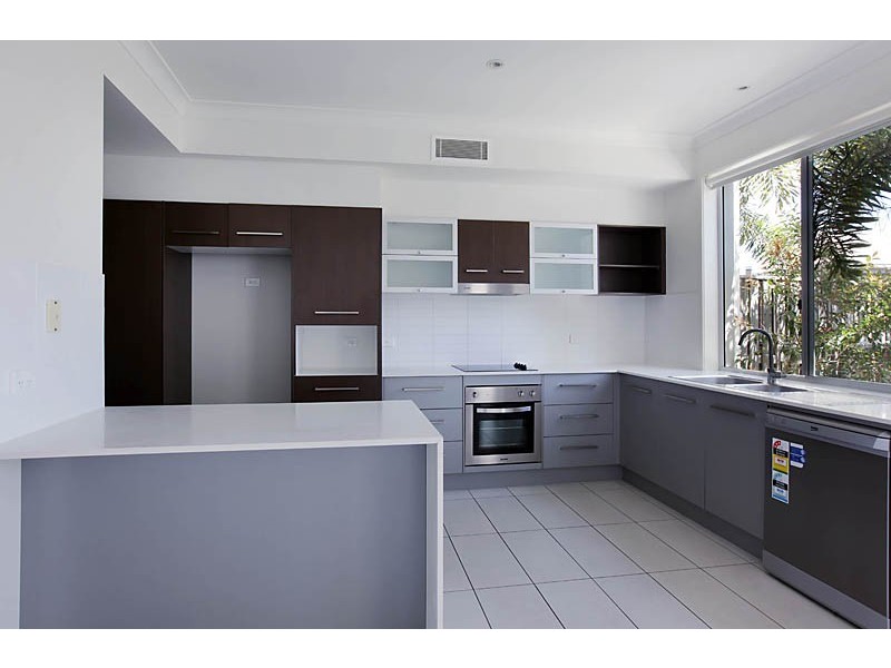 21 The Landings, Upper Coomera QLD 4209