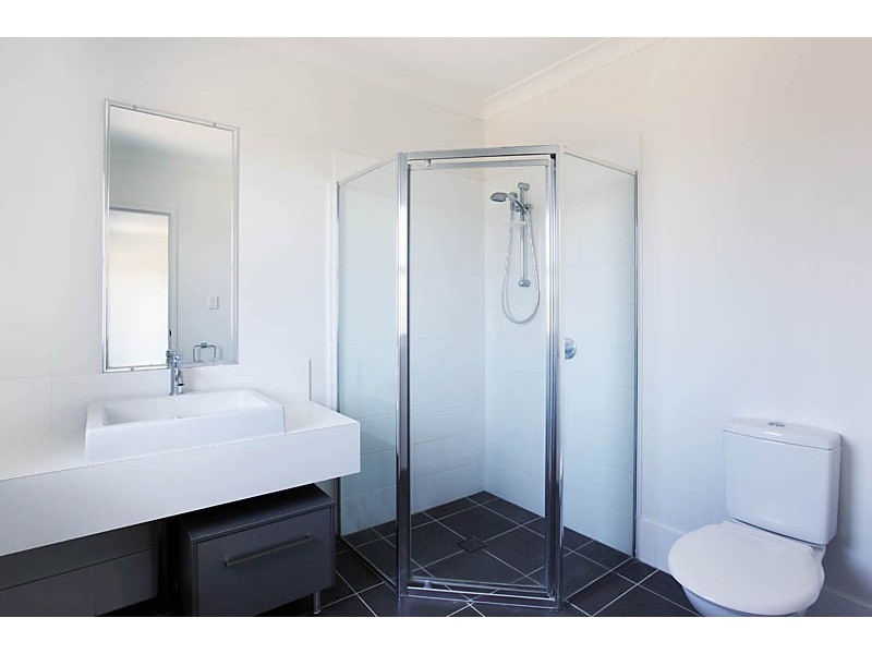 21 The Landings, Upper Coomera QLD 4209