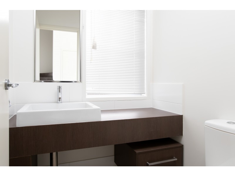 16 The Landings ( East  ), Upper Coomera QLD 4209