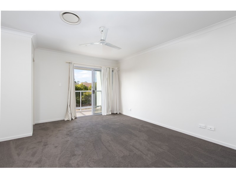 16 The Landings ( East  ), Upper Coomera QLD 4209