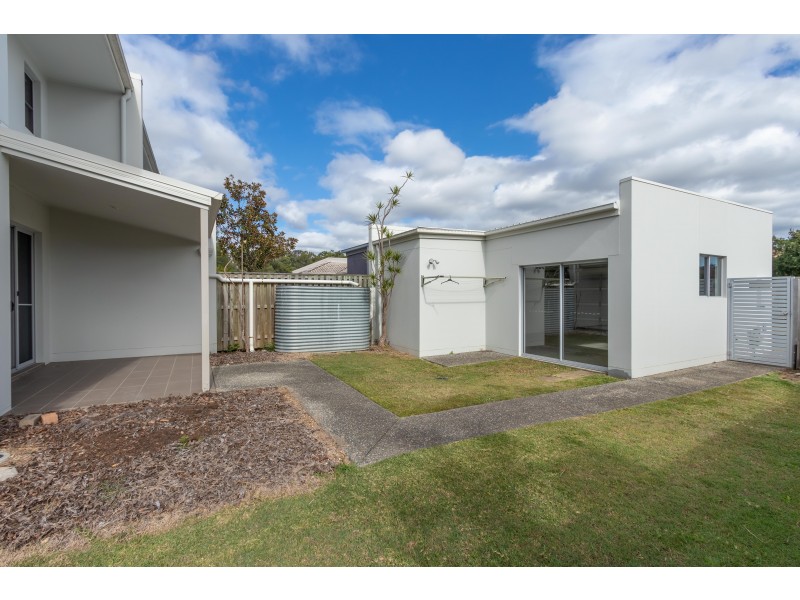16 The Landings ( East  ), Upper Coomera QLD 4209