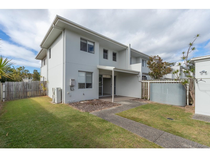 16 The Landings ( East  ), Upper Coomera QLD 4209