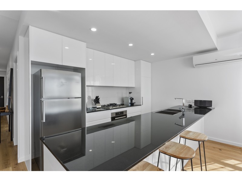 204/15 West Street, Hindmarsh SA 5007