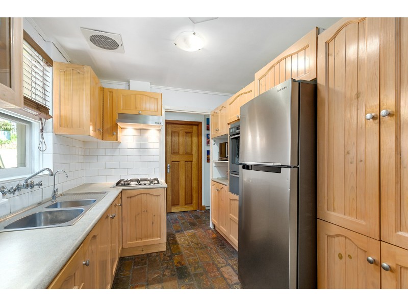 54 Glenwood Drive, Bellevue Heights SA 5050