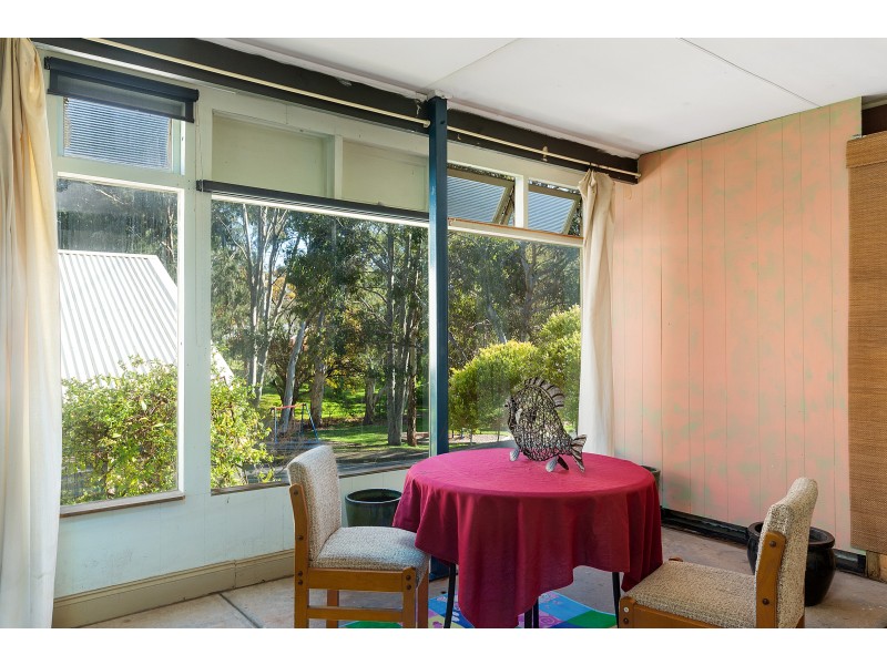 54 Glenwood Drive, Bellevue Heights SA 5050