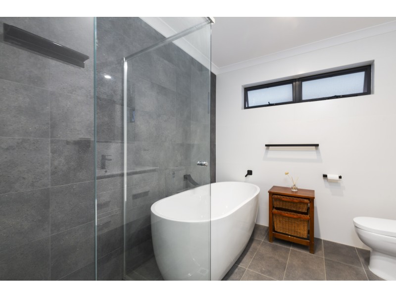 2A Western Avenue, Park Holme SA 5043