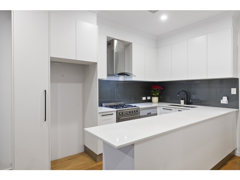 2A Western Avenue, Park Holme SA 5043