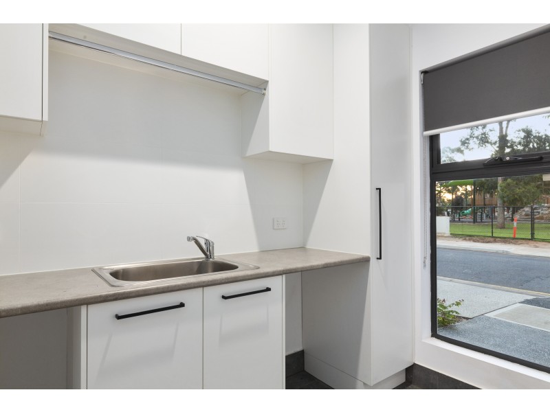 2A Western Avenue, Park Holme SA 5043