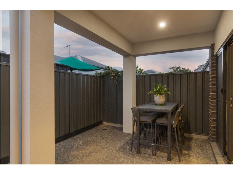 2A Western Avenue, Park Holme SA 5043