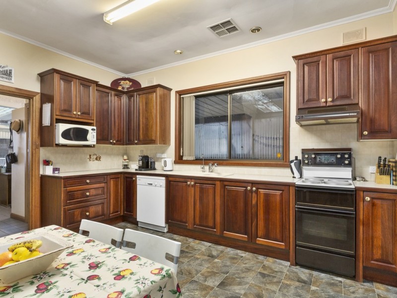 28 Glenburnie Tce, Plympton SA 5038