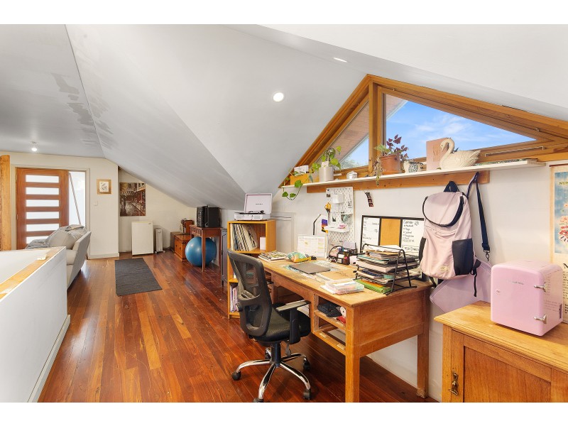 39 Winifred Avenue, Glandore SA 5037