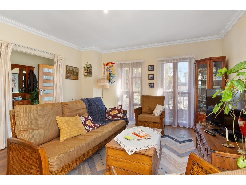 39 Winifred Avenue, Glandore SA 5037