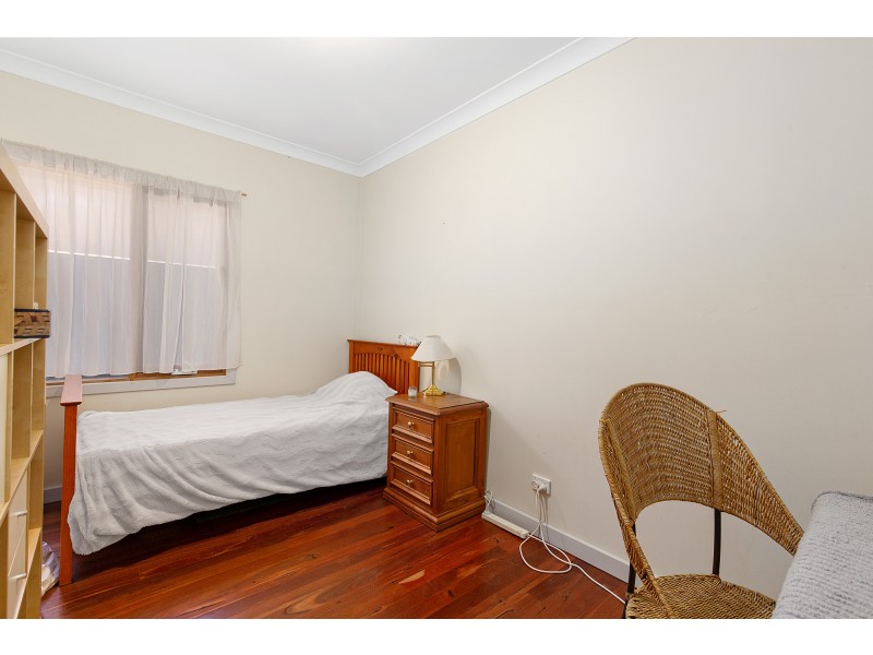 39 Winifred Avenue, Glandore SA 5037