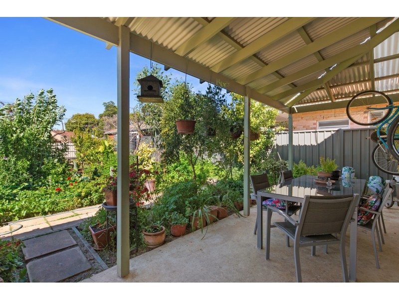 39 Winifred Avenue, Glandore SA 5037