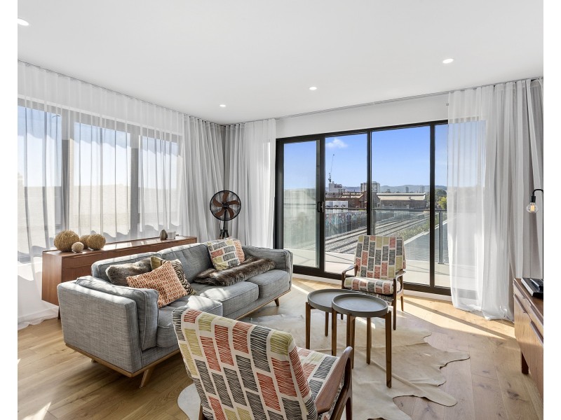 204/15 West Street, Hindmarsh SA 5007