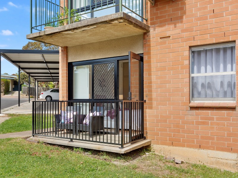 10/4 Shepherds Hill Road, Bedford Park SA 5042