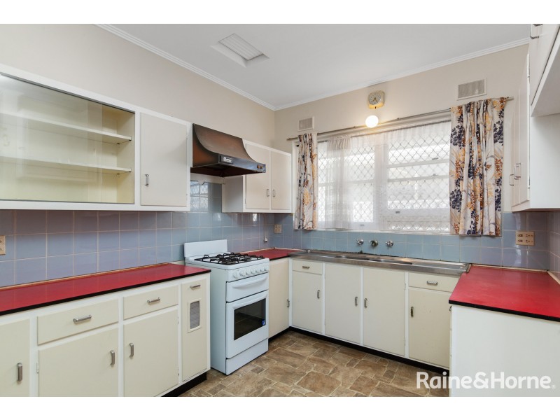 12 Torrens Avenue, Lockleys SA 5032
