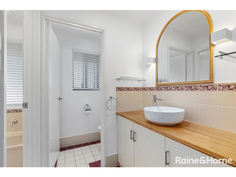 2/18 Packard Street, North Plympton SA 5037