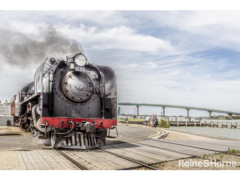 R8/4 Madsen Street, Hindmarsh Island SA 5214