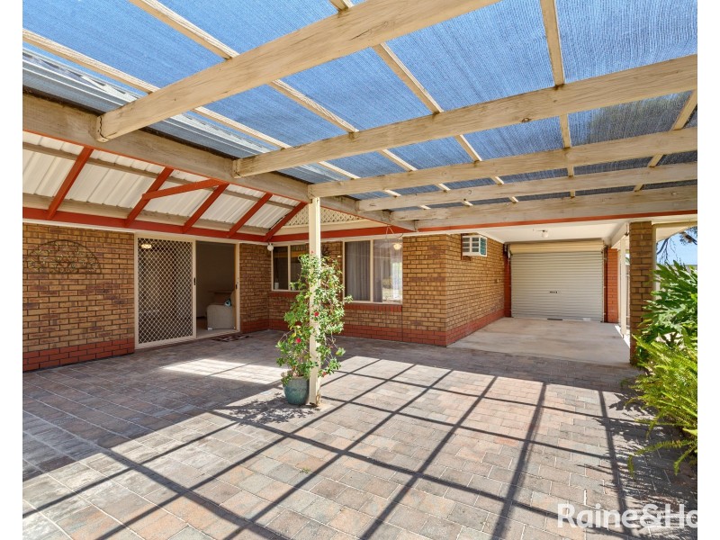47 Investigator Drive, Woodcroft SA 5162