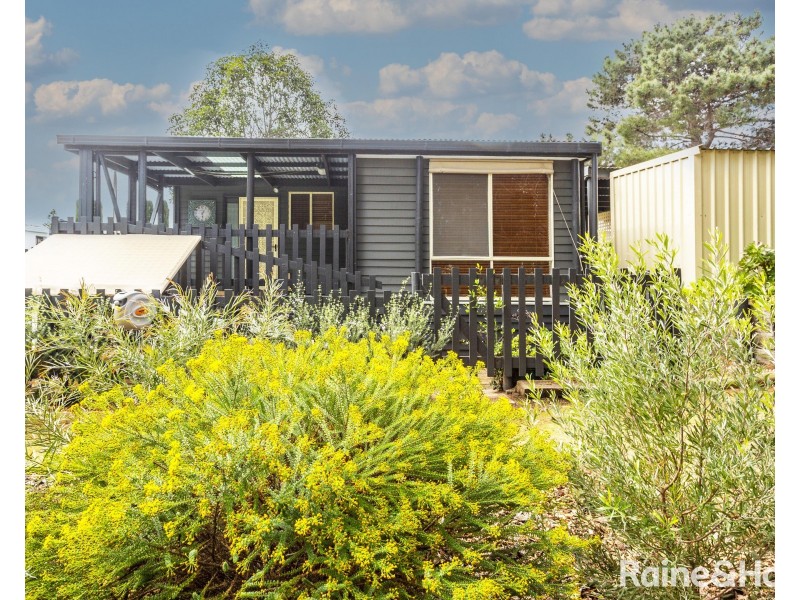 Cabin 30/4 Madsen St, Hindmarsh Island SA 5214