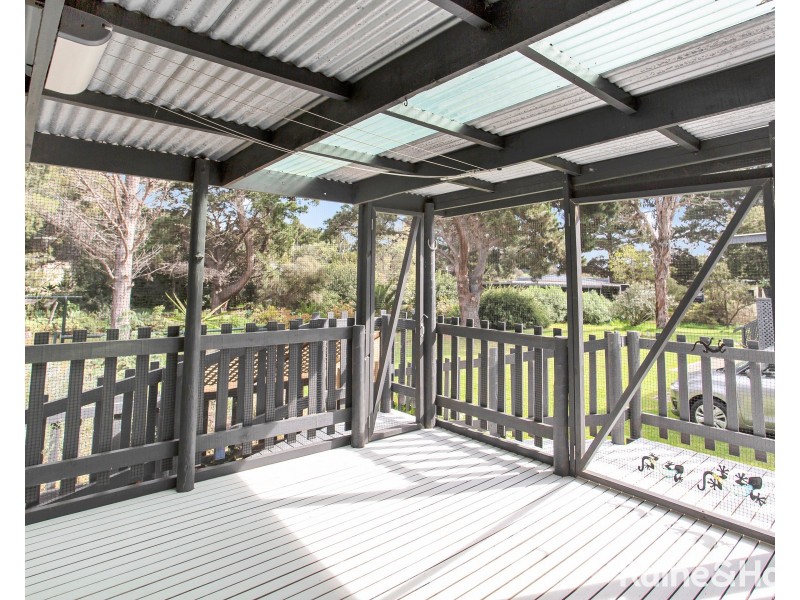 Cabin 30/4 Madsen St, Hindmarsh Island SA 5214
