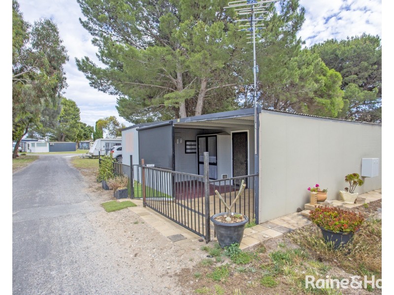 E1/4 Madsen Street, Hindmarsh Island SA 5214