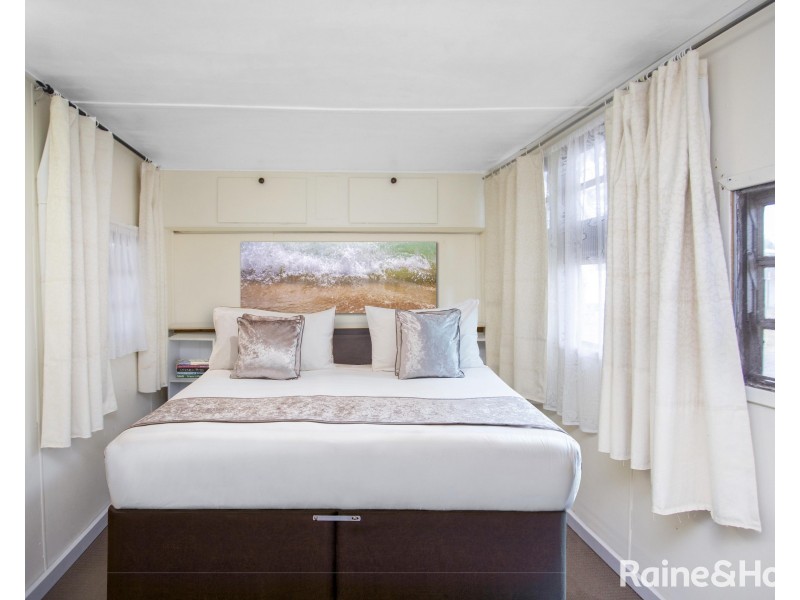 E1/4 Madsen Street, Hindmarsh Island SA 5214