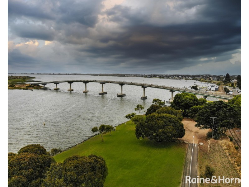 E1/4 Madsen Street, Hindmarsh Island SA 5214