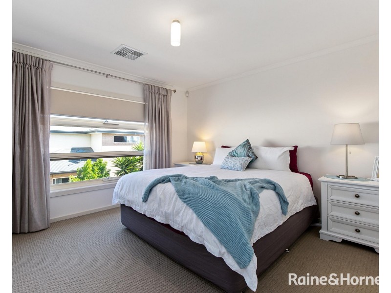 2/19 Saltash Avenue, Christies Beach SA 5165