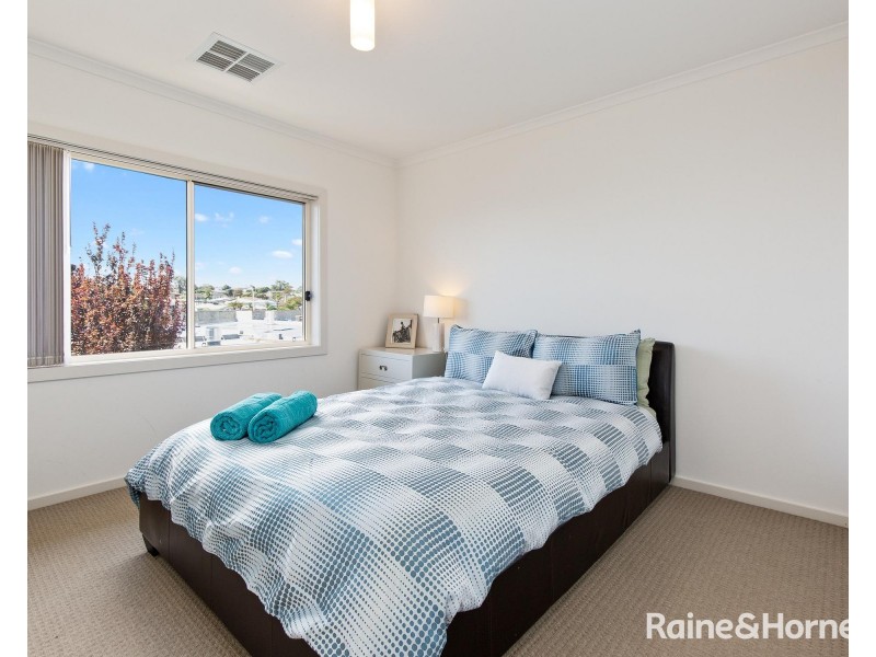 2/19 Saltash Avenue, Christies Beach SA 5165