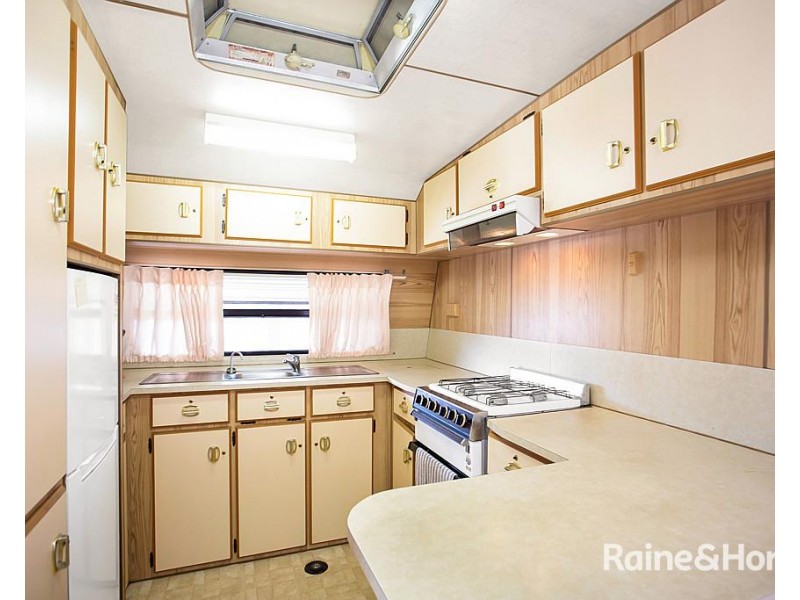 L3/4 Madsen Street, Hindmarsh Island SA 5214