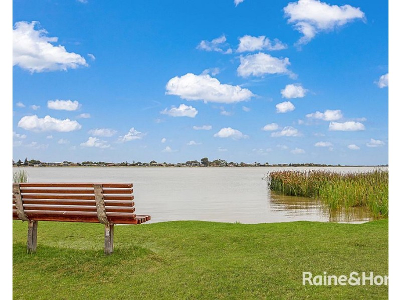 L3/4 Madsen Street, Hindmarsh Island SA 5214